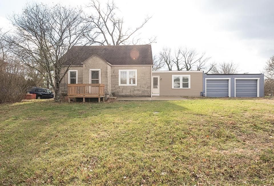 1st image of 919 Hoosier St