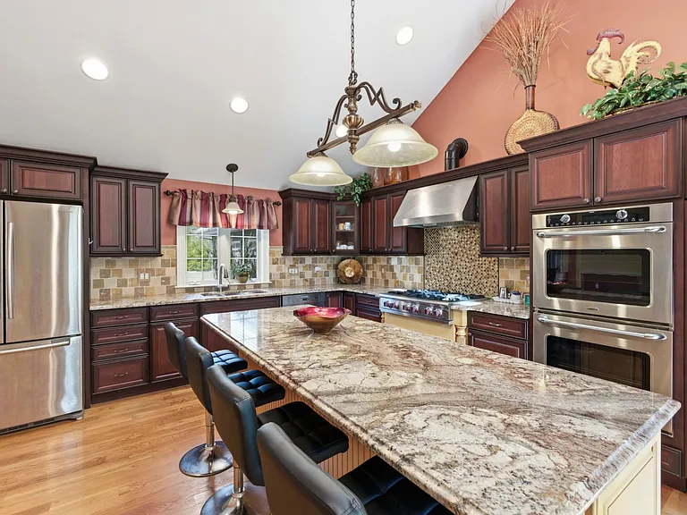 1799 Old Louisquisset Pike — Photo 4