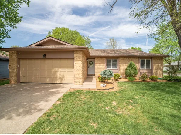 1135 W McGee Street, Springfield, MO 65807