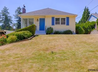 1015 Glenview Way NW, Salem, OR 97304