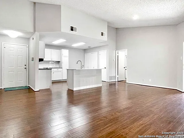 11520 Huebner Rd #108 — Photo 16