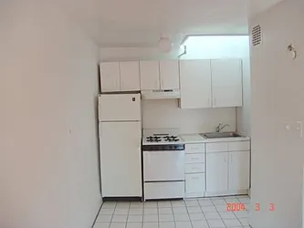 Rented by Metropolitan Realty