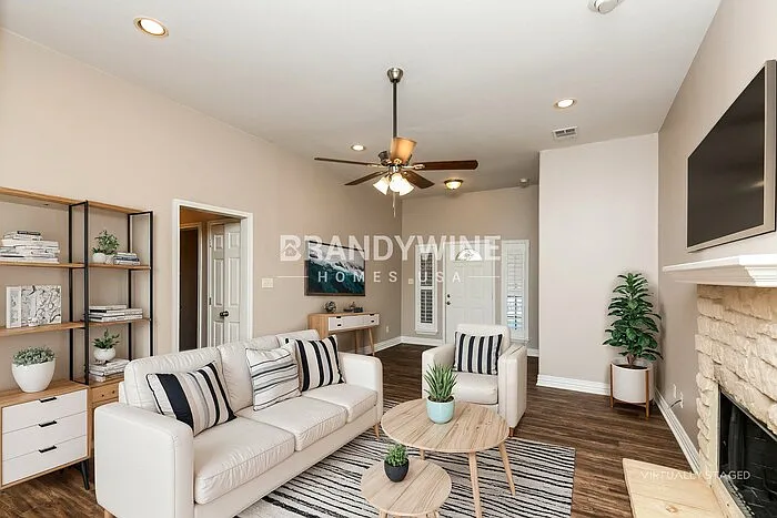 4804 Deal Dr — Photo 4
