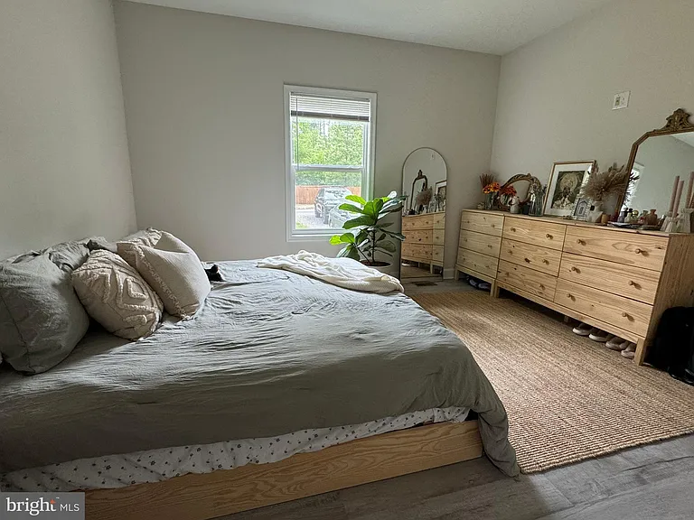 903 Albrough Blvd — Photo 20