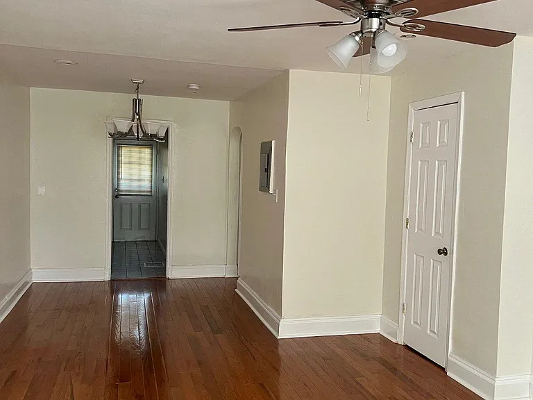63 Galveston Pl SW #B — Photo 14