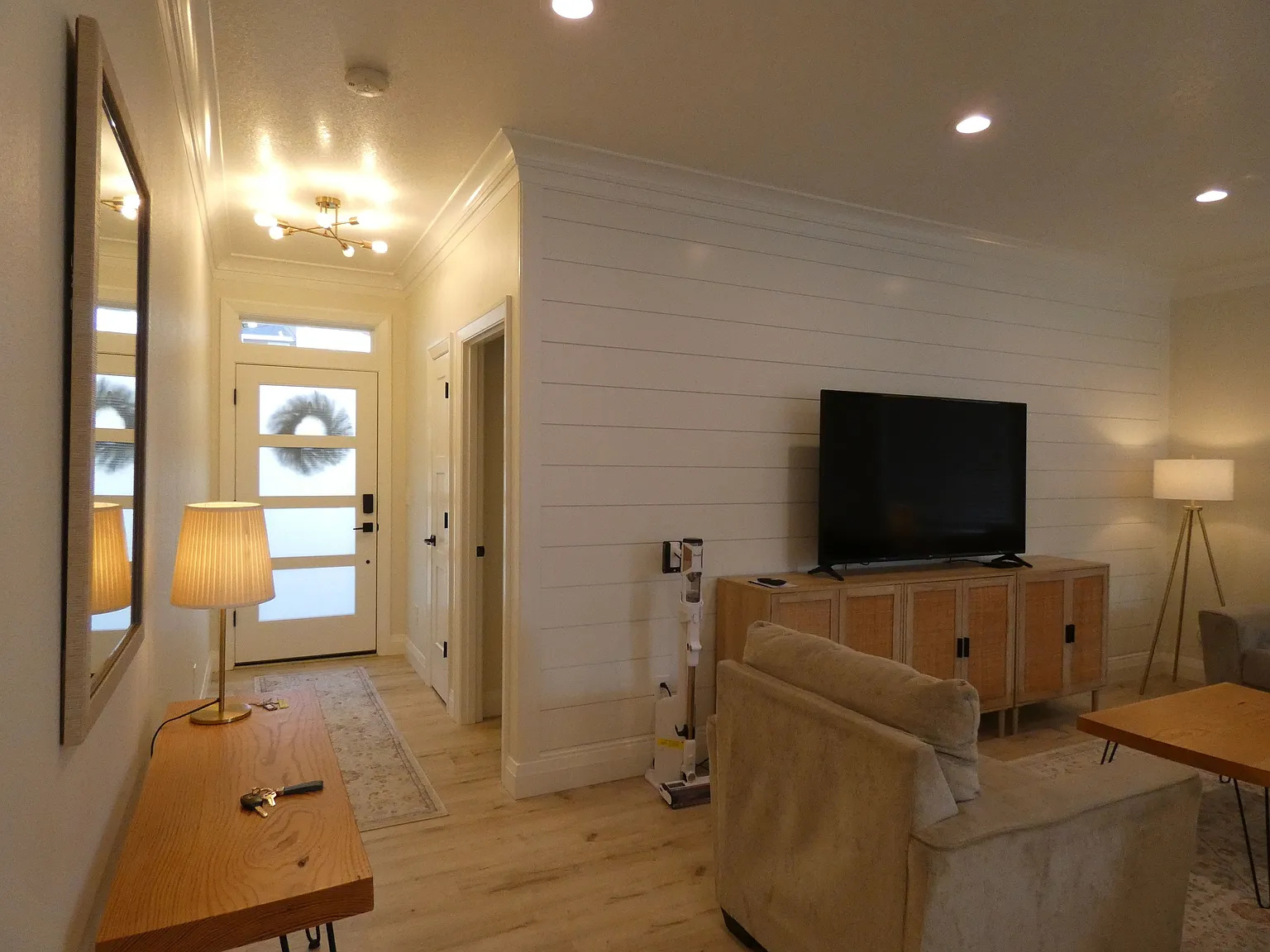 2 bed, 1.0 bath, 1100 sqft, $1,850 — Photo 4