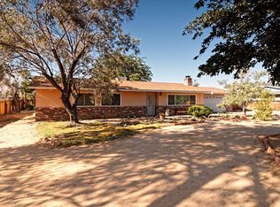 20957 Cayuga Rd, Apple Valley, CA 92308