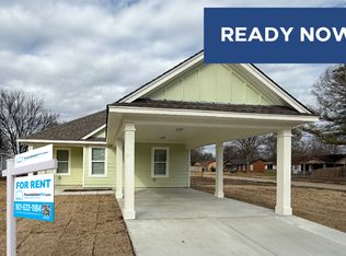 1398 E Barton Ave, West Memphis, AR 72301