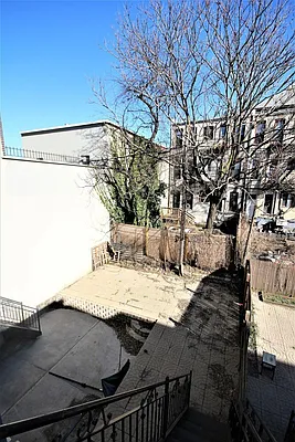 Rented by Rental Solutions Inc | media 8