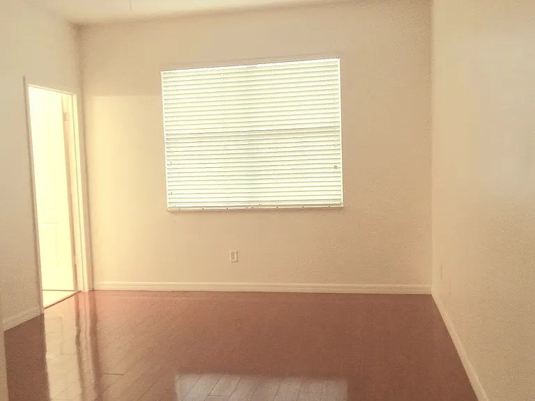 9425 Flowering Cottonwood Rd #9425 — Photo 10