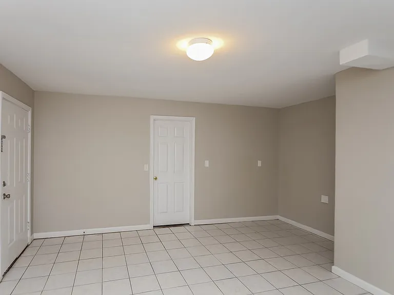 6621 Killington Ct — Photo 8