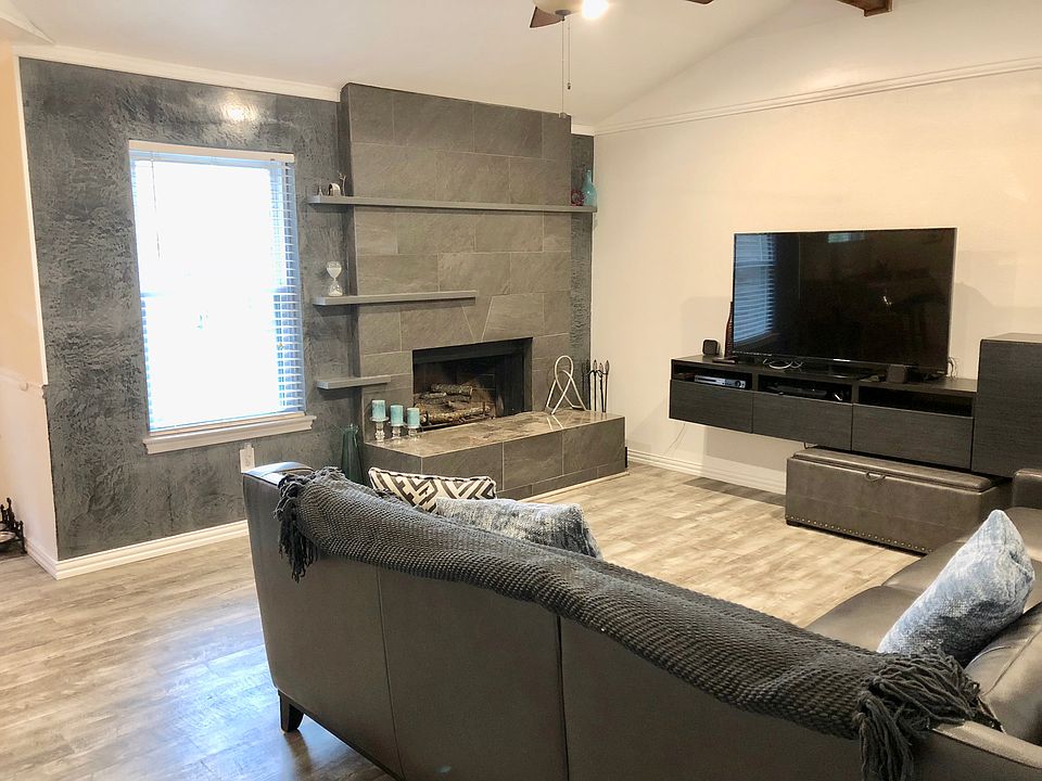 1st image of 228 Blanket Dr