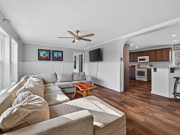 2nd image of 180 Shafer Ln