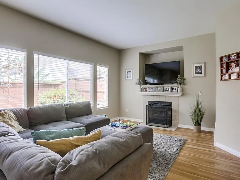 10019 Kika Ct — Photo 23