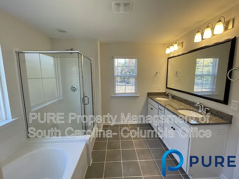 1433 Tamarind Ln — Photo 16