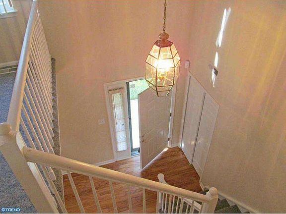 3rd image of 117 Wagonwheel Ct