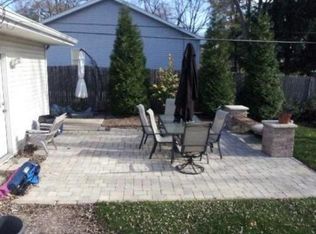 2044 Prairie St, Aurora, IL 60506