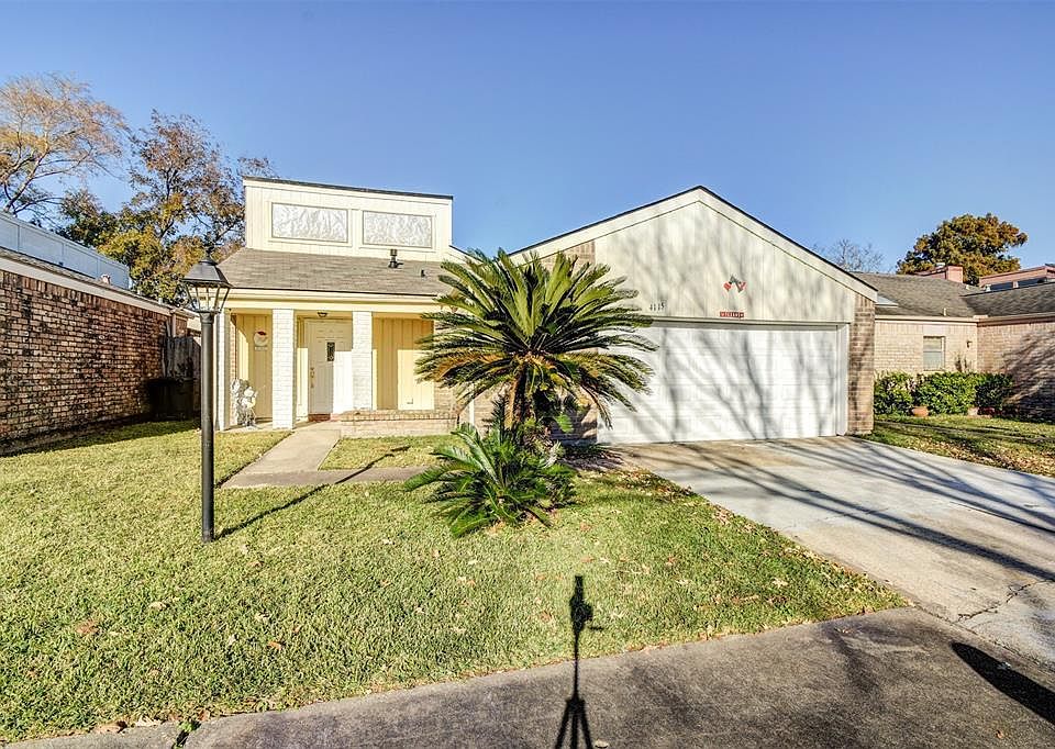 1st image of 4115 Wildacres Dr