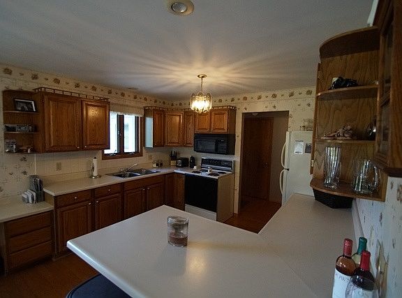 5th image of N6104 N Lawson Dr
