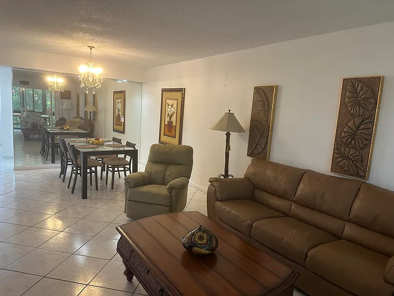 8960 S Hollybrook Blvd #301 — Photo 2