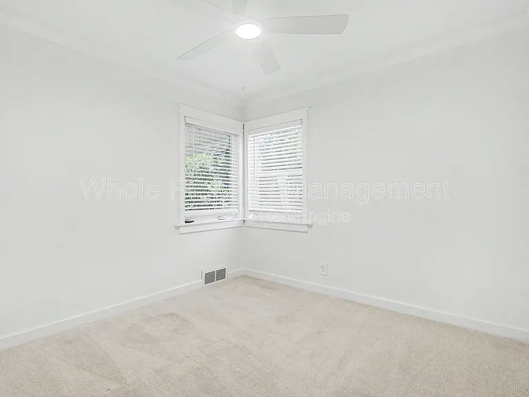 805 S Tejon St — Photo 14