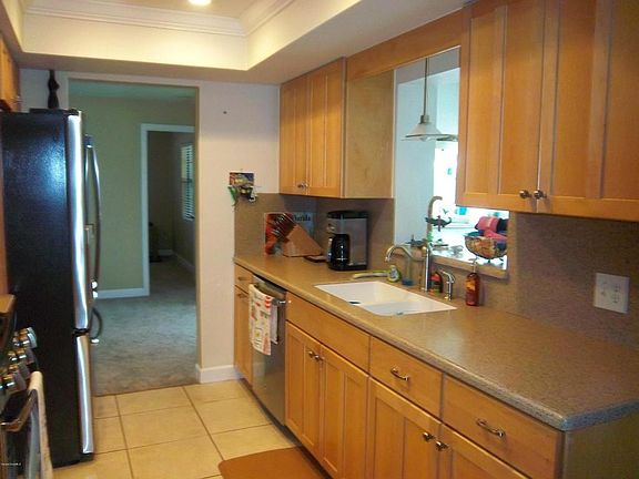 2nd image of 2645 Corbusier Dr
