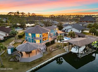 1004 Sunset Ln, Lynn Haven, FL 32444