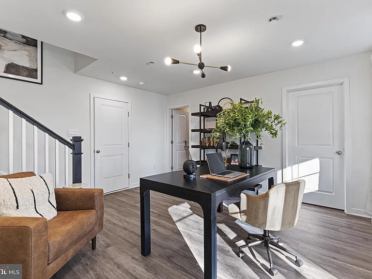 7434 Fern Gully Way — Photo 5