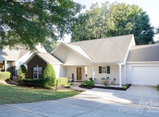 119 Ashwood Ln, Mooresville, NC 28117