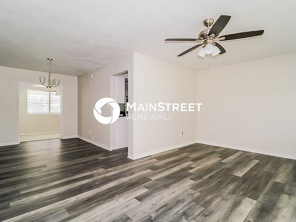 2nd image of 3108 Pembrook Dr