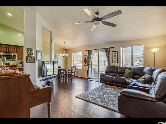 2nd image of 85 Keel Ct