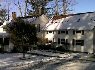 331 Gardner Hollow Rd, Poughquag, NY 12570