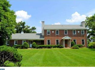 2 Patricia Ln, Chalfont, PA 18914