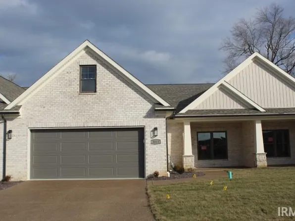 3018 White Oak Trl, Newburgh, IN 47630