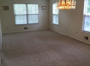 11 Potomac Dr, Basking Ridge, NJ 07920