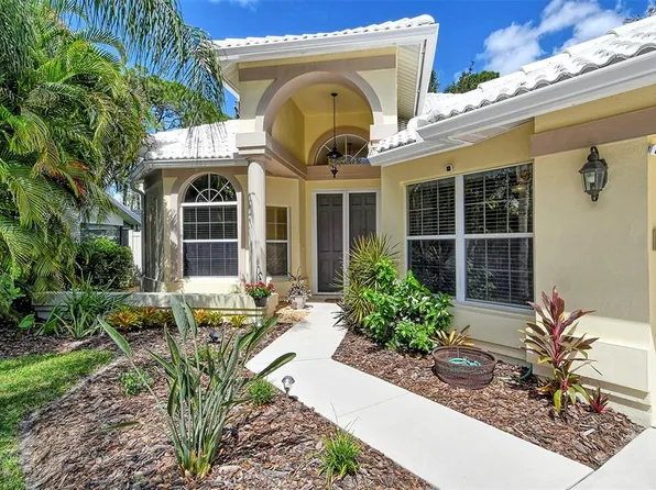 6193 Nicole Ct, Sarasota, FL 34243