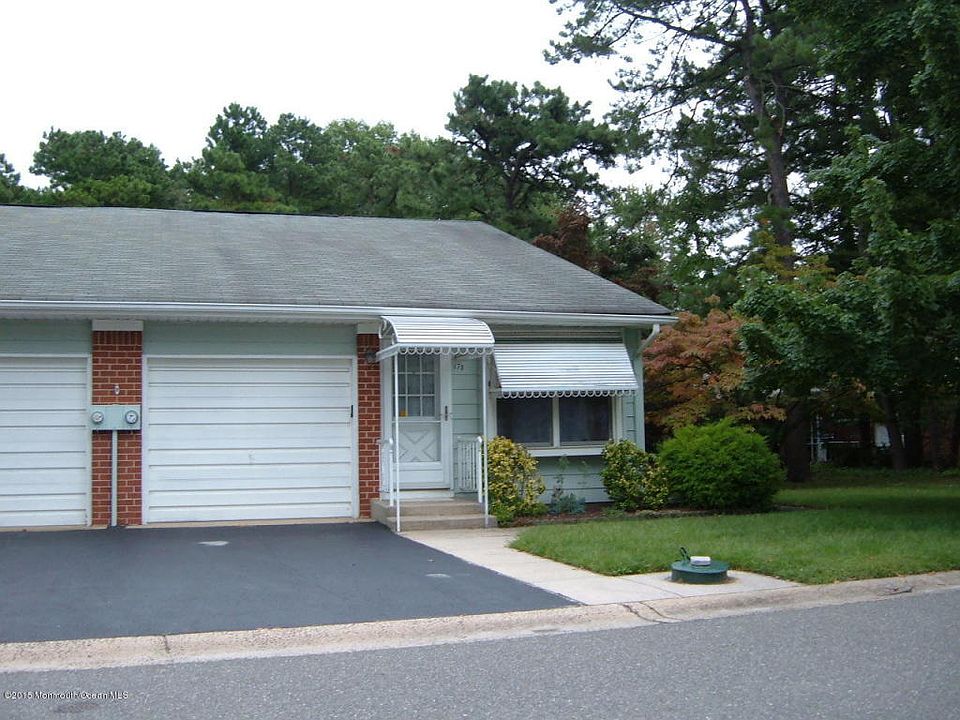 1st image of 17B Monticello Dr