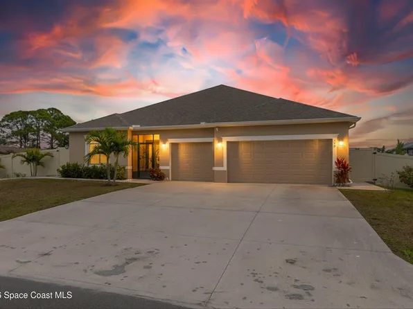 399 Calcutta Ave NW, Palm Bay, FL 32907
