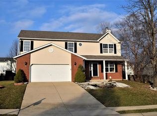 384 Macon Ct, O'Fallon, IL 62269