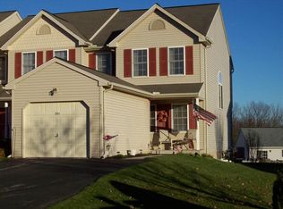 551 Wood Duck Dr, Manheim, PA 17545