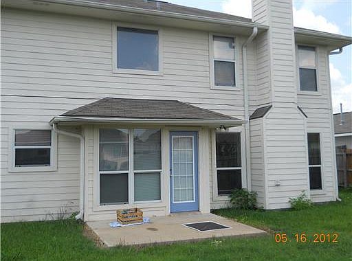 2nd image of 3713 Meadow View Dr