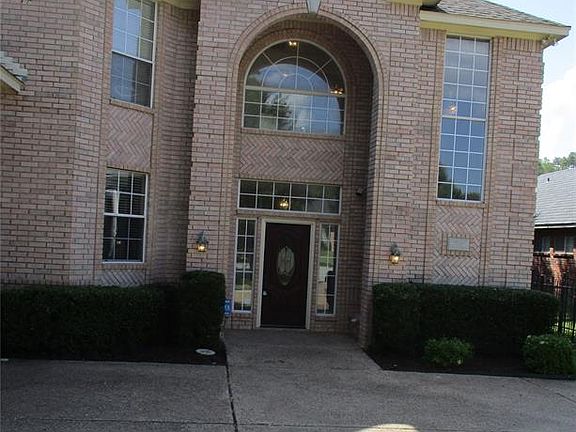 2nd image of 9250 Westwood Shores Ct