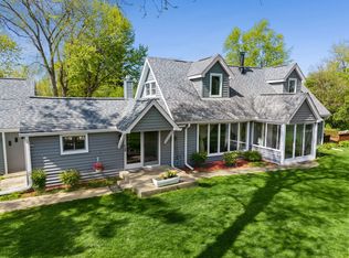 1080 Cardinal Dr S, Lake Zurich, IL 60047