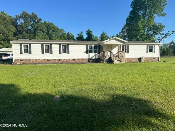 295 Riverdale Road, New Bern, NC 28562