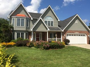 186 Sausalito Dr, East Amherst, NY 14051