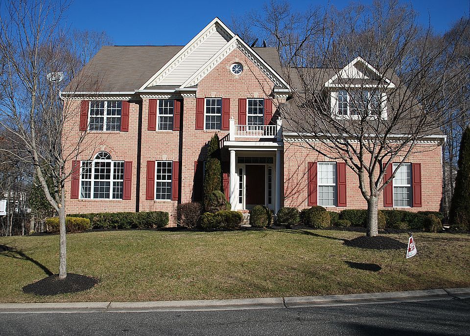 2nd image of 14906 Ridge Farm Ct
