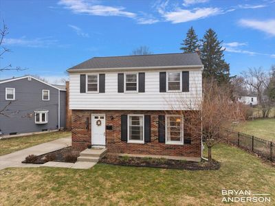 1829 Lonsdale Dr NE, Grand Rapids, MI, 49503