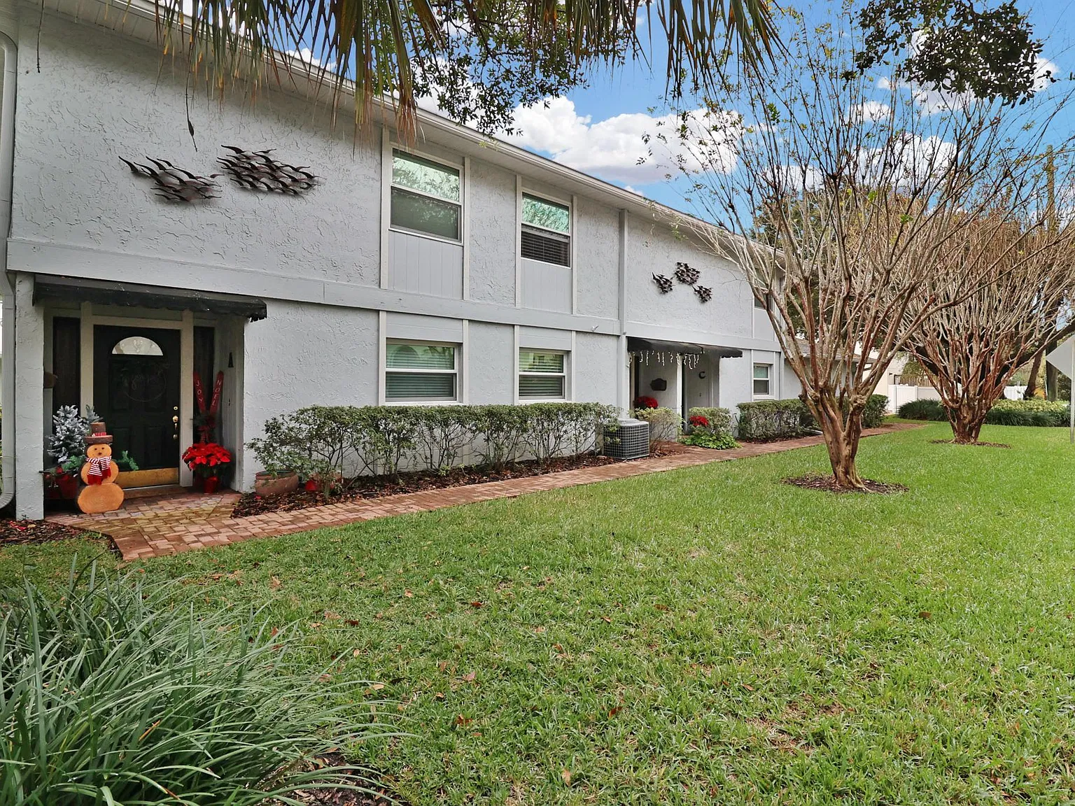 2 bed, 1.5 bath, 1100 sqft, $2,900 — Photo 3