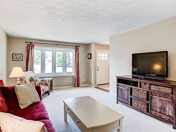 4th image of 722 Gamewell Dr