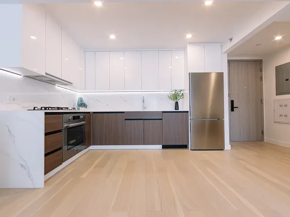 144-49 Northern Boulevard image 3 of 7